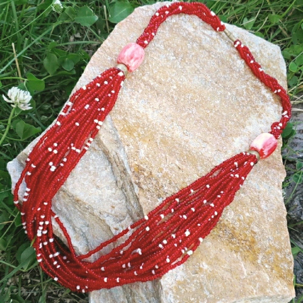 Unique Ethnic Vibrant Vintage Swirled Lucite Seed Bead Accent Quality Necklace